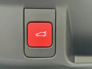 DS Automobiles No4 HYBRIDE 145 e-DCS6 Pallas