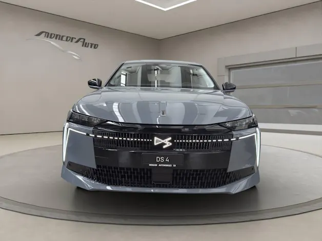 DS Automobiles No4 HYBRIDE 145 e-DCS6 Pallas