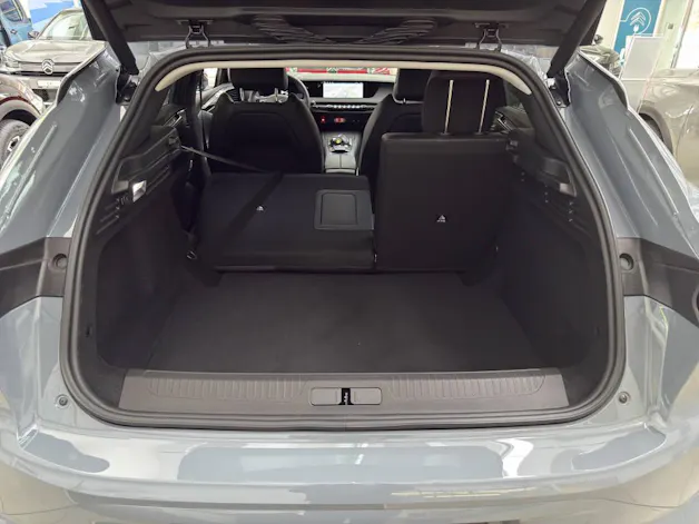 DS Automobiles No4 HYBRIDE 145 e-DCS6 Pallas