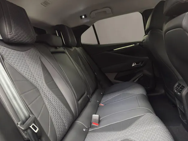 DS Automobiles No4 HYBRIDE 145 e-DCS6 Pallas