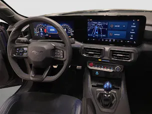 Ford Mustang Coupé 5.0 V8 Dark Horse
