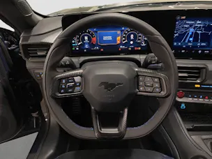 Ford Mustang Coupé 5.0 V8 Dark Horse