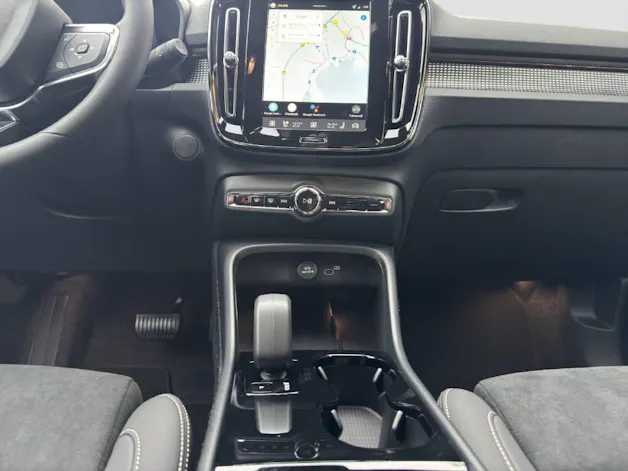 Volvo EX40 Twin Plus AWD