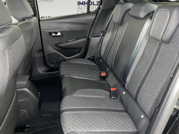 Peugeot 208 1.2 Hybrid Allure Premium