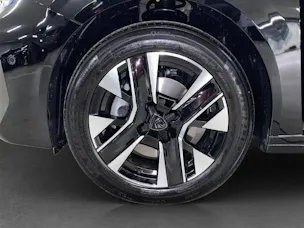 Peugeot 208 1.2 Hybrid Allure Premium