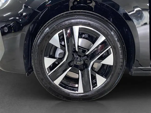 Peugeot 208 1.2 Hybrid Allure Premium