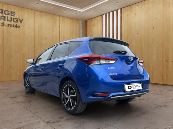 Vehicle image 3 Vehicle image 3