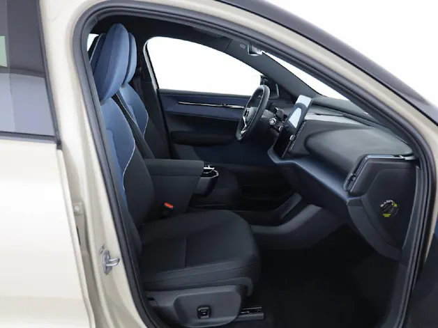 Volvo EX30 CC Cross Country E60 Twin Performance AWD