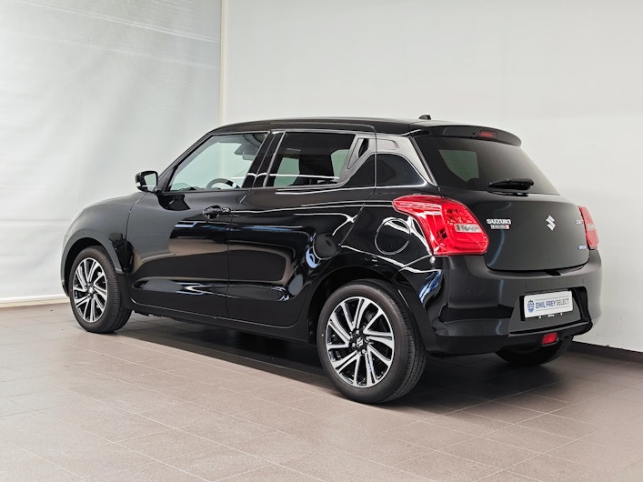 Vehicle image SUZUKI SWIFT