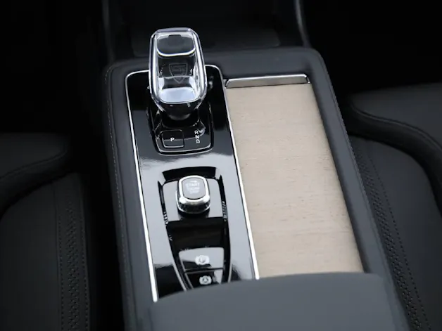 Volvo XC90 2.0 T8 TE Plus Dark eAWD