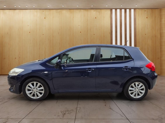 Vehicle image 2 Vehicle image 2