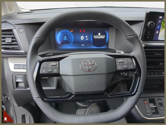 Vehicle image 9 Vehicle image 9