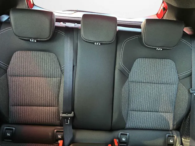 Mitsubishi COLT 1.6 HEV Instyle