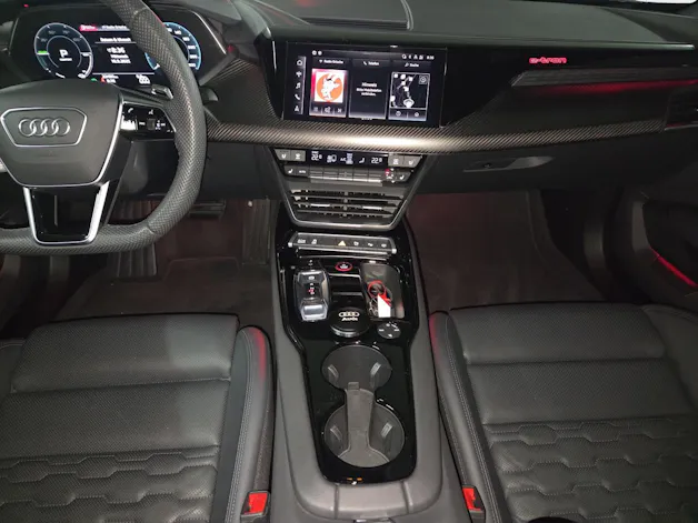 Audi e-tron GT quattro