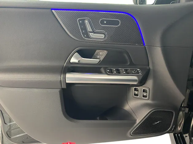 Mercedes-Benz B 250 e AMG Line
