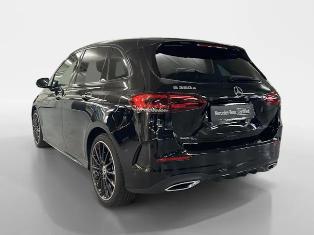 Mercedes-Benz B 250 e AMG Line