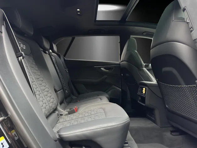 Audi RSQ8 performance quattro