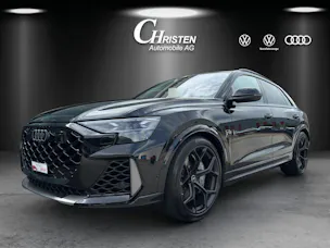 Audi RSQ8 performance quattro