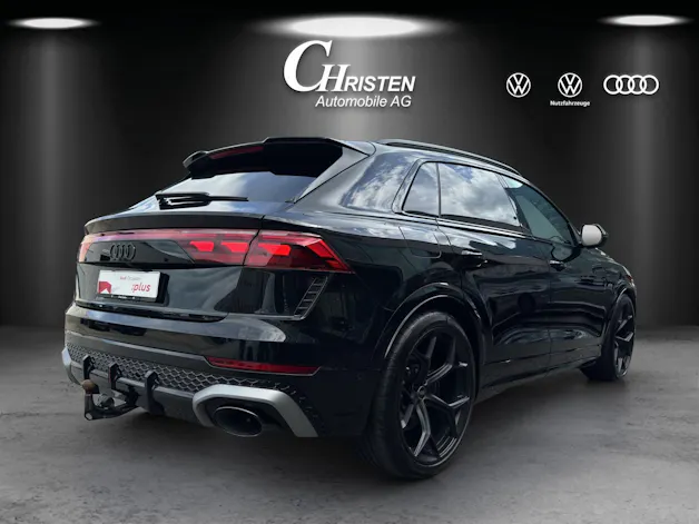 Audi RSQ8 performance quattro