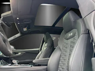 Audi RSQ8 performance quattro