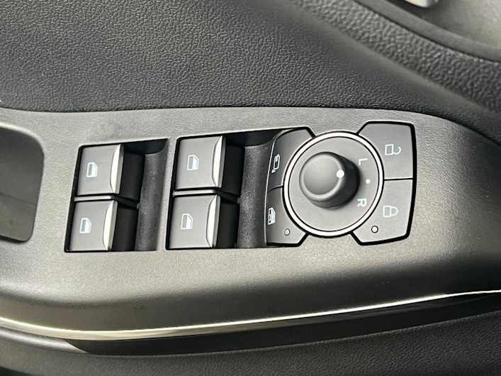 Vehicle image FORD PUMA