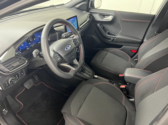 Vehicle image FORD PUMA