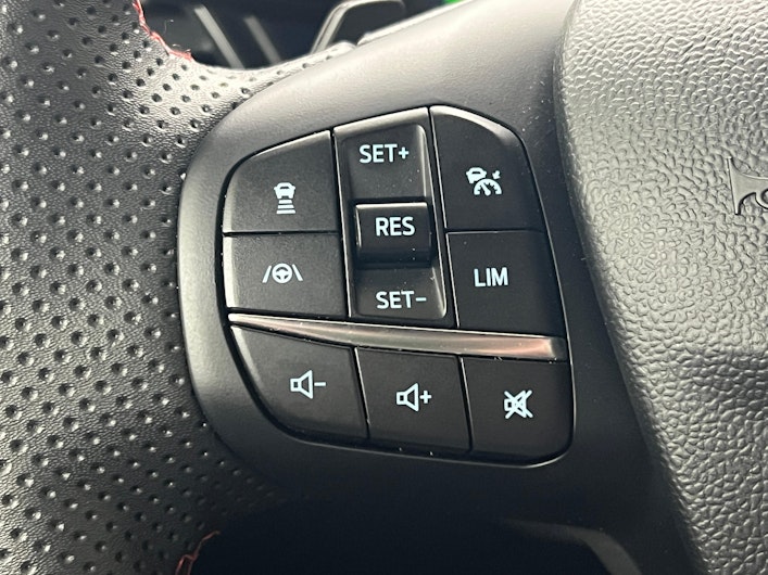 Vehicle image FORD PUMA