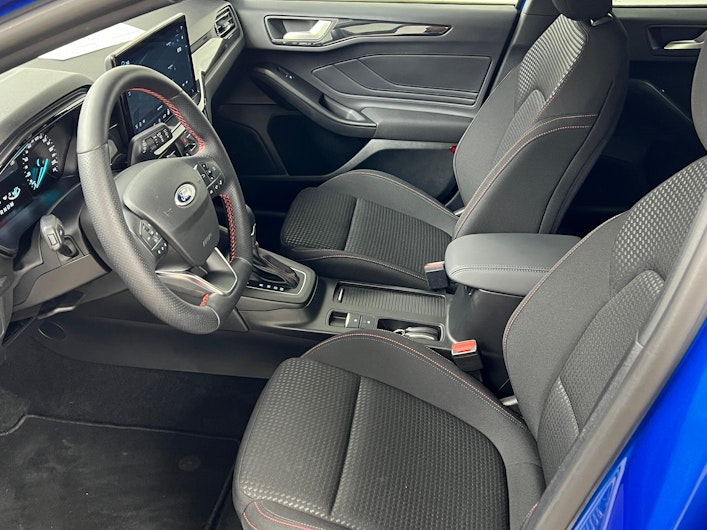 Vehicle image FORD FOCUS