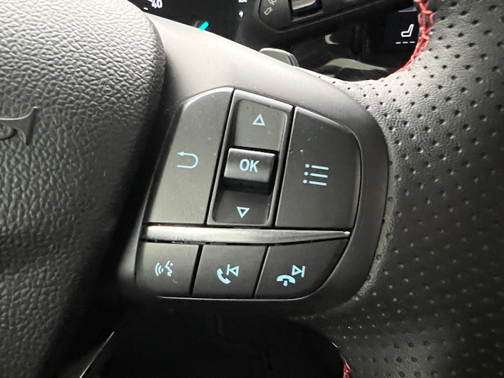 Vehicle image FORD FOCUS