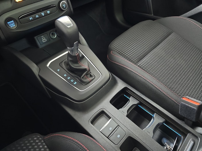 Vehicle image FORD FOCUS