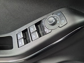 Vehicle image FORD Puma 1.0 EcoB Hybrid 155 ST-Line / ab 3,99% Leasing bei Abschluss einer Protect Autoversicherung