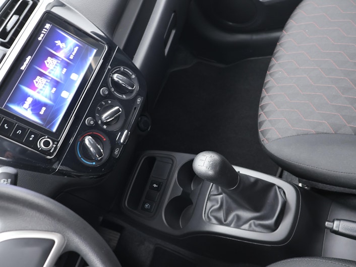 Vehicle image MITSUBISHI SPACE STAR