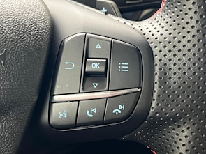 Vehicle image FORD Puma 1.0 EcoB Hybrid 155 ST-Line / ab 3,99% Leasing bei Abschluss einer Protect Autoversicherung