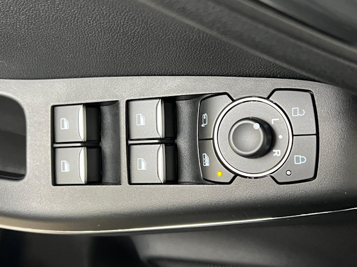 Vehicle image FORD PUMA