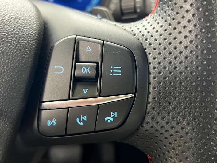 Vehicle image FORD PUMA