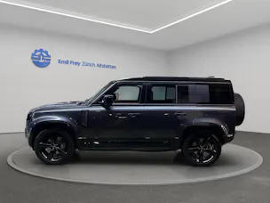 Land Rover Defender 110 3.0 D I6 300 X-Dynamic HSE