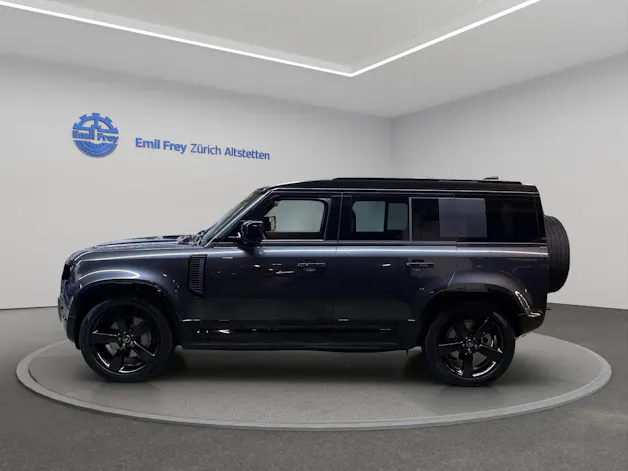 Land Rover Defender 110 3.0 D I6 300 X-Dynamic HSE