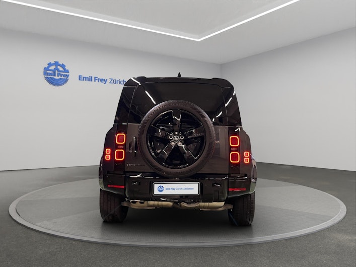 Vehicle image LAND ROVER DEFENDER