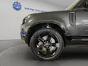 Land Rover Defender 110 3.0 D I6 300 X-Dynamic HSE