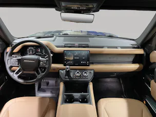 Land Rover Defender 110 3.0 D I6 300 X-Dynamic HSE