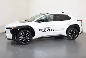 Toyota bZ4X Premium AWD