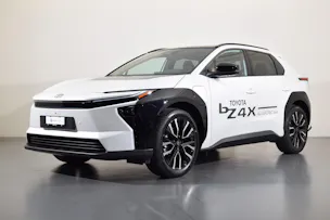 Toyota bZ4X Premium AWD