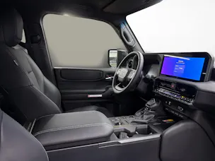 Toyota Land Cruiser 2.8 D 48V Style