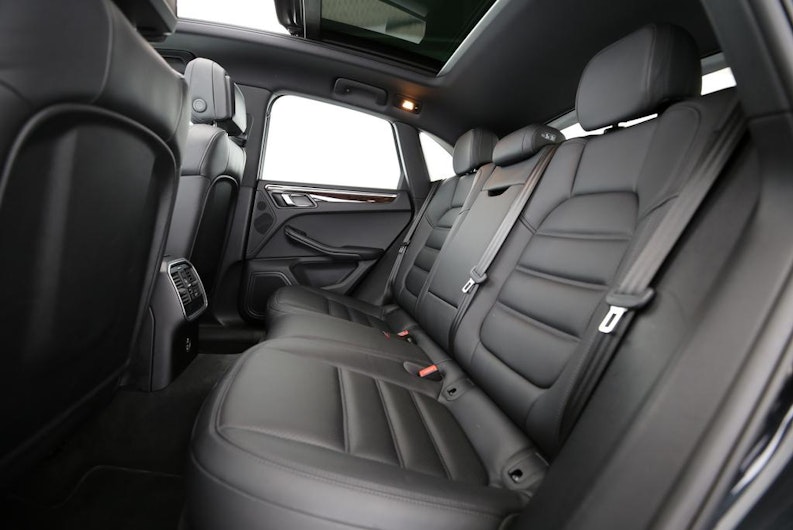 Vehicle image PORSCHE MACAN