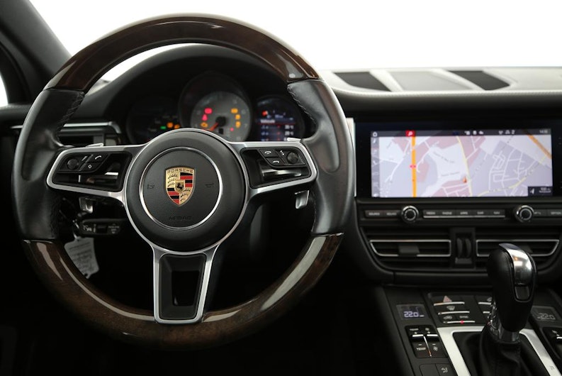 Vehicle image PORSCHE MACAN