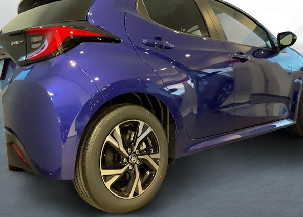 Vehicle image 13 Vehicle image 13