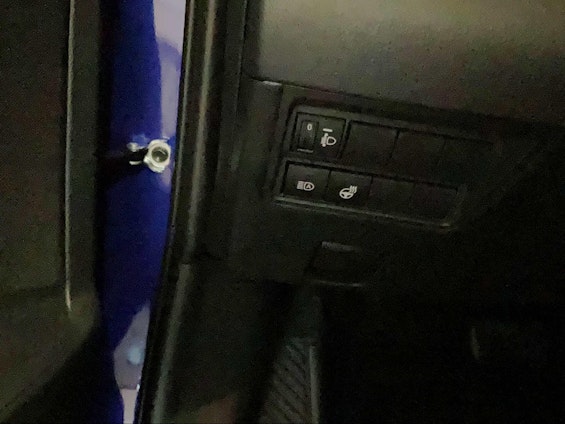 Vehicle image 12 Vehicle image 12