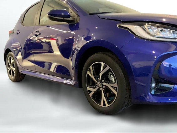 Vehicle image 2 Vehicle image 2