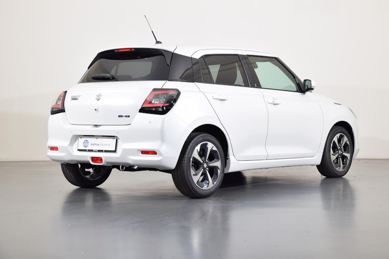 Vehicle image SUZUKI SWIFT