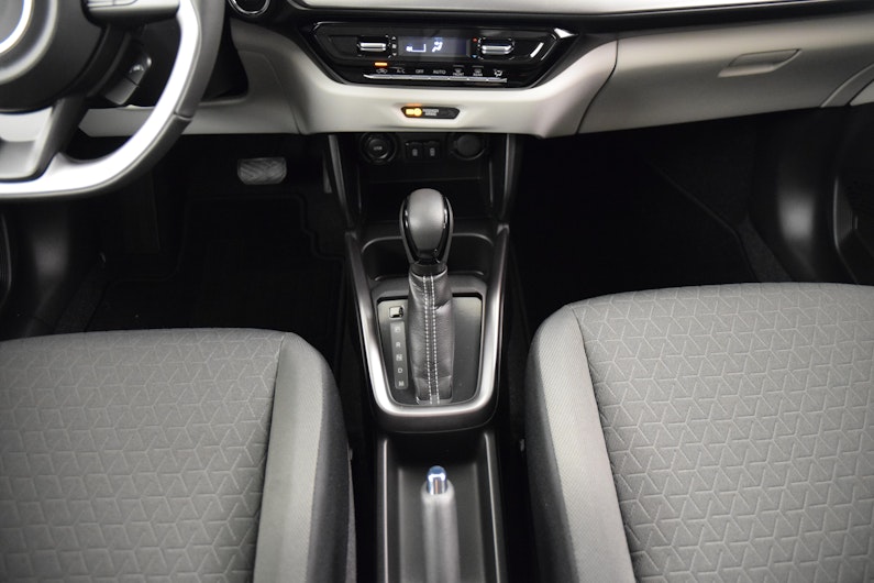 Vehicle image SUZUKI SWIFT